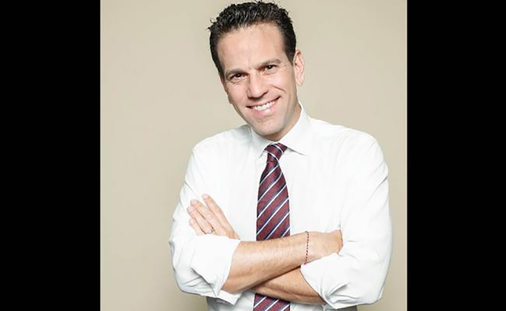 Carlos Loret de Mola inicia programa en Radio Centro, a partir del 9 de abril