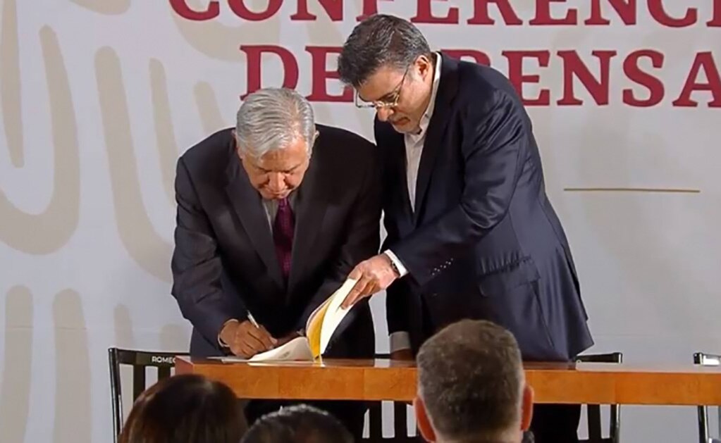 López Obrador firma decreto para eliminar condonaciones de impuestos
