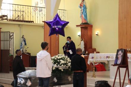 Despiden a Nayeli Alfaro Silva, víctima de feminicidio, en SLP