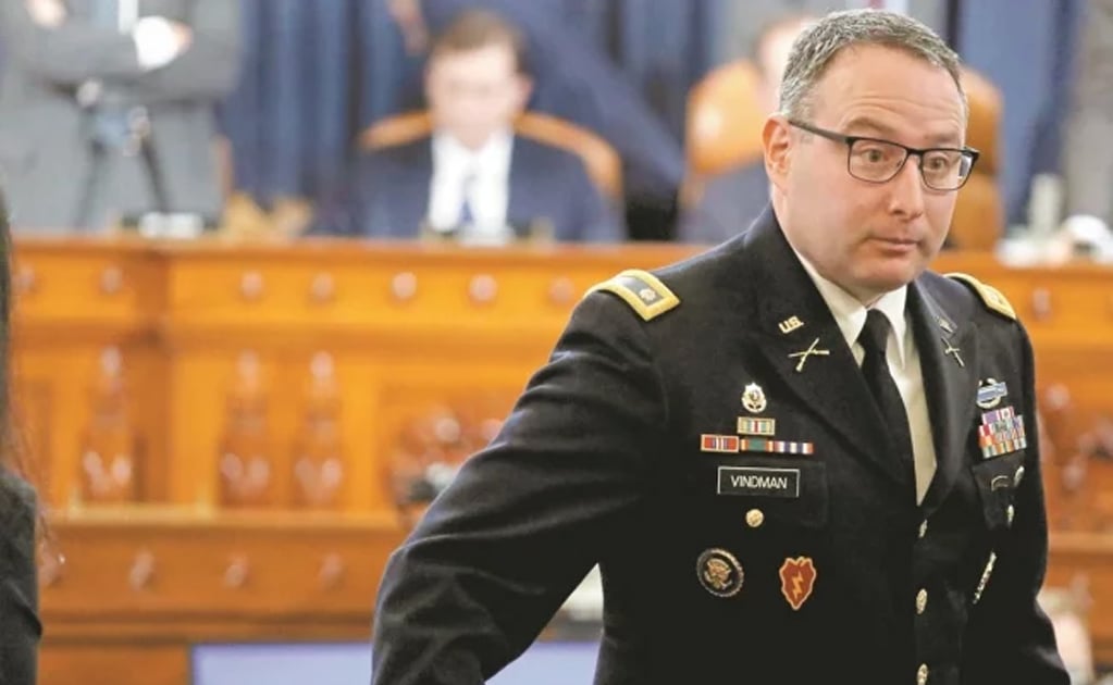 El teniente coronel Alexander Vindman, al testificar en el Capitolio, en Wahsington, en el proceso contra el presidente Donald Trump, en 2019. Foto: REUTERS
