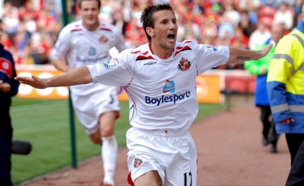 Muere Liam Miller, ex futbolitsa del Manchester United