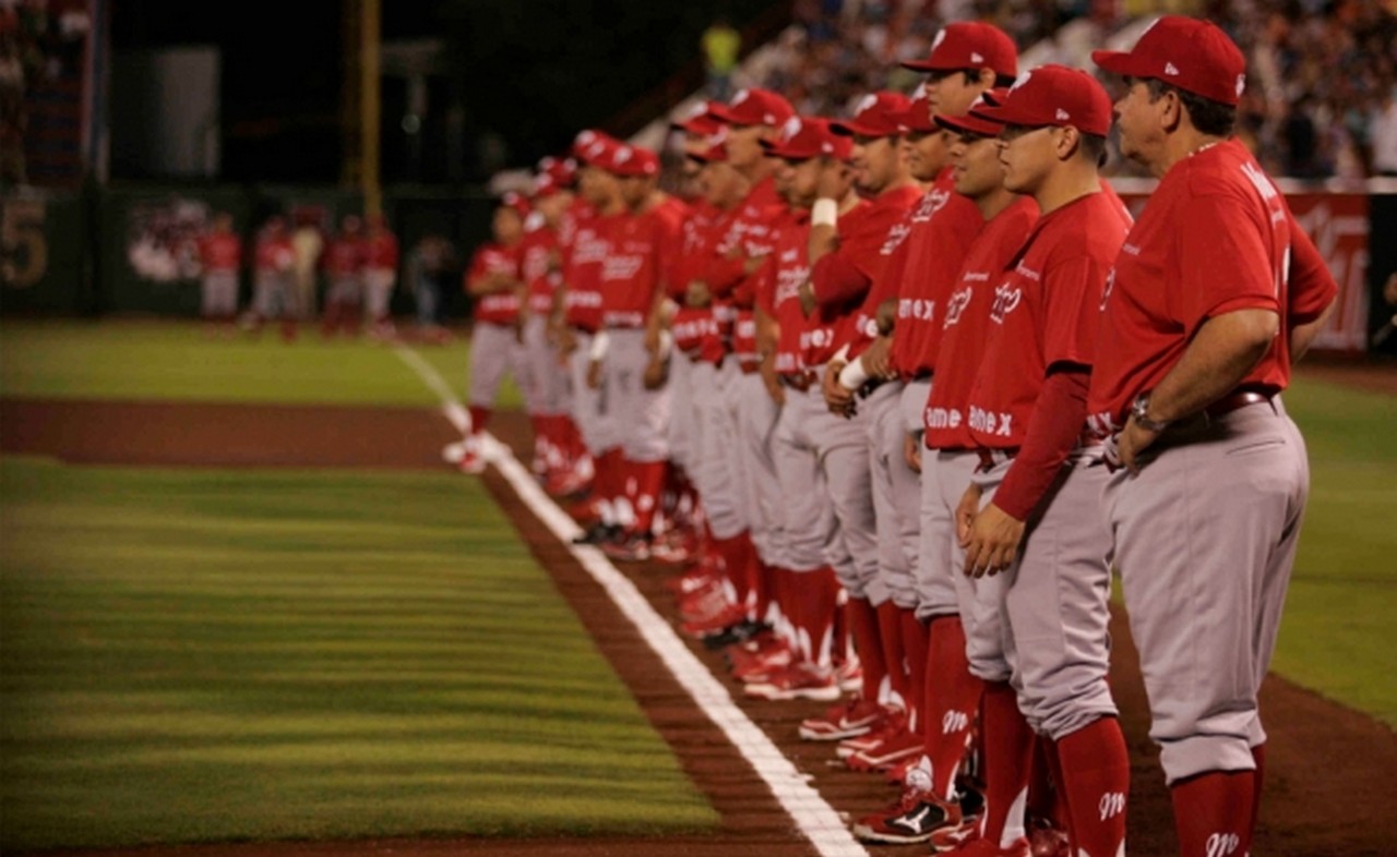 Un equipo de Grandes Ligas podría engalanar la apertura del recinto. Foto: Archivo / El Universal
