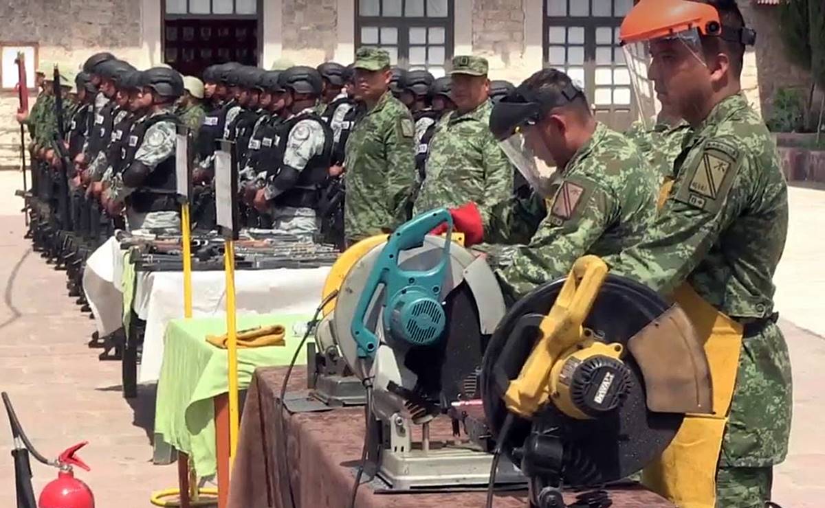 Sedena destruye más de 300 armas decomisadas al crimen en San Luis Potosí