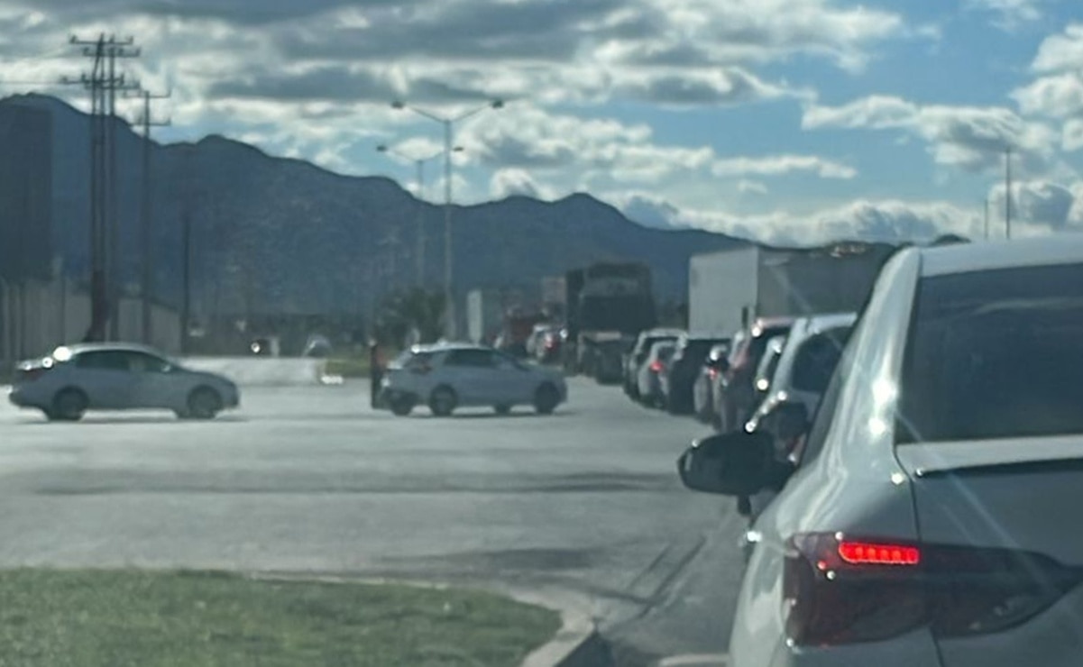 “Trabajar en Zona Industrial es un martirio”: Usuarios exponen deterioro de la carretera 57 de SLP