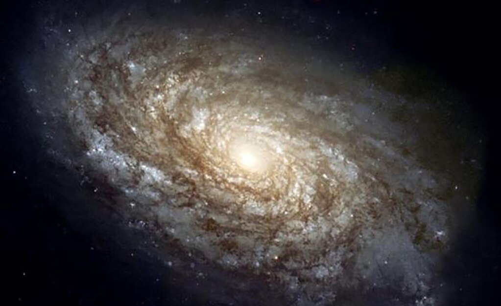 Astrónomos detectan el más grande cúmulo de galaxias registrado hasta ahora