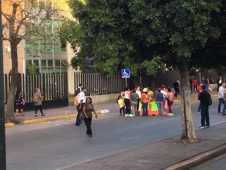 Exigen liberación de joven baleado en Coronel Romero