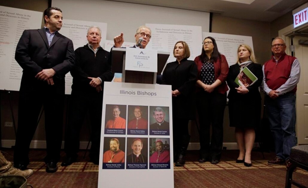 Divulgan lista de 395 sacerdotes acusados de pederastia en Illinois