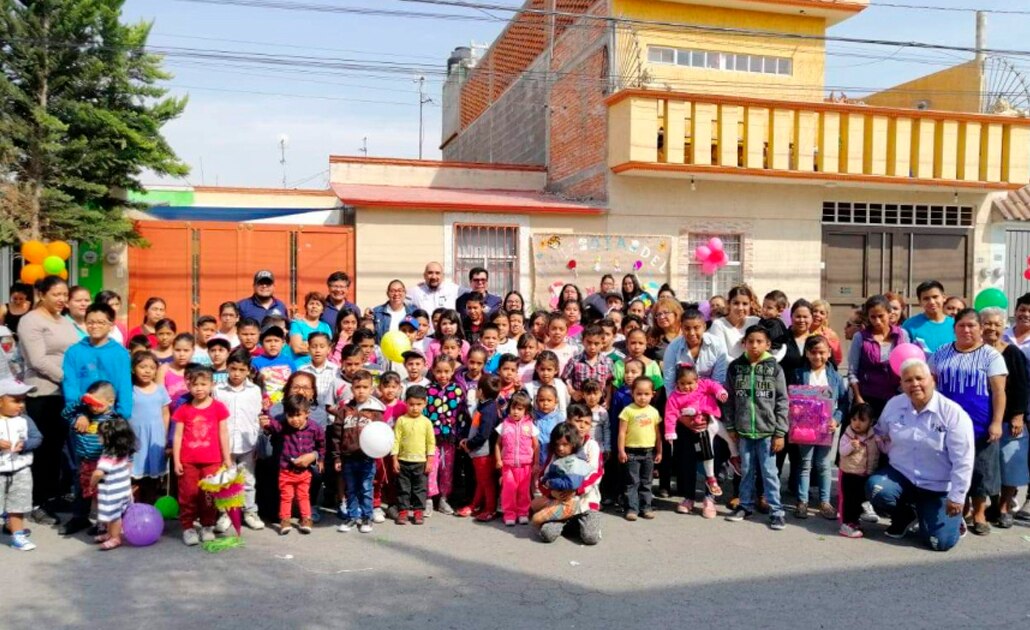 Con convivio alcalde festeja a los niños de escuelas municipales