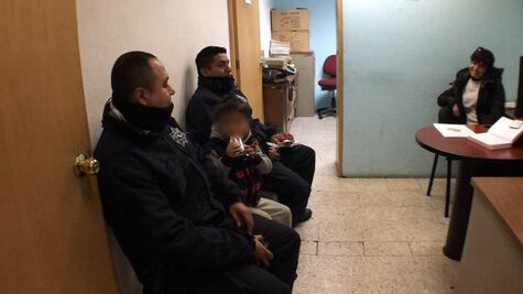 Localizan y auxiliar a un menor de tres años