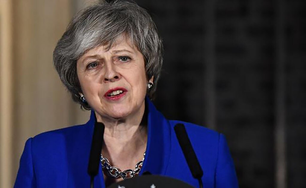 Sobrevive May a voto de censura británico