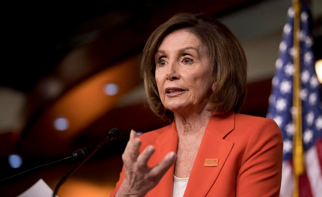 Trump trata a México como enemigo para desviar atención, afirma Pelosi