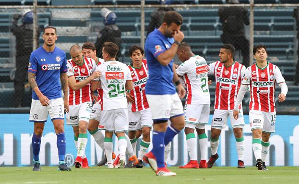 Necaxa electrocuta a Cruz Azul