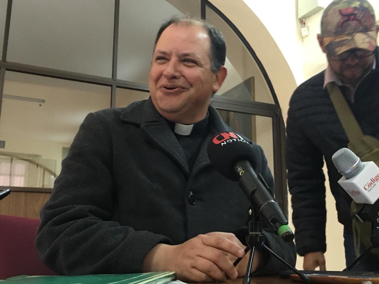 No bastan regalos en el 14 de febrero si no se construye una sociedad amigable: Iglesia