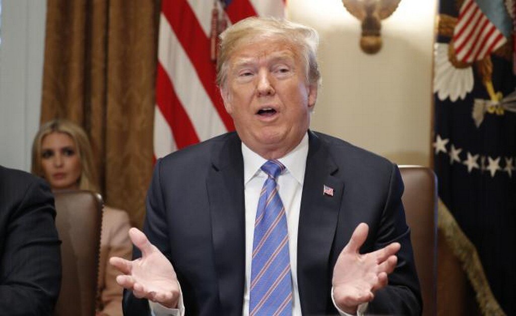 Trump dice que EU podría buscar un acuerdo comercial independiente con México