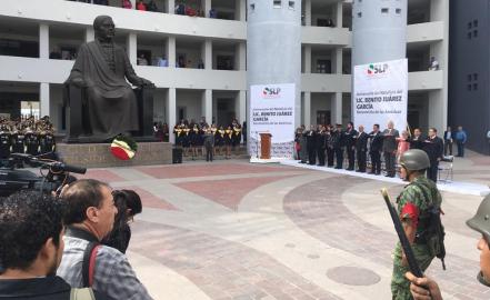 Conmemoran 213 aniversario del natalicio de Benito Juárez