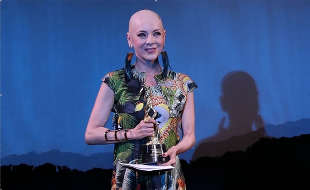 Edith González: “¡De salud todo bien, sólo tengo cáncer!”