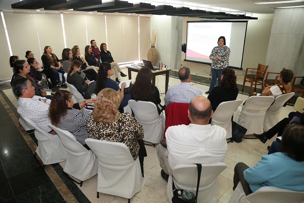 DIF capacitó a funcionarios y ayuntamientos en derechos de personas con discapacidad