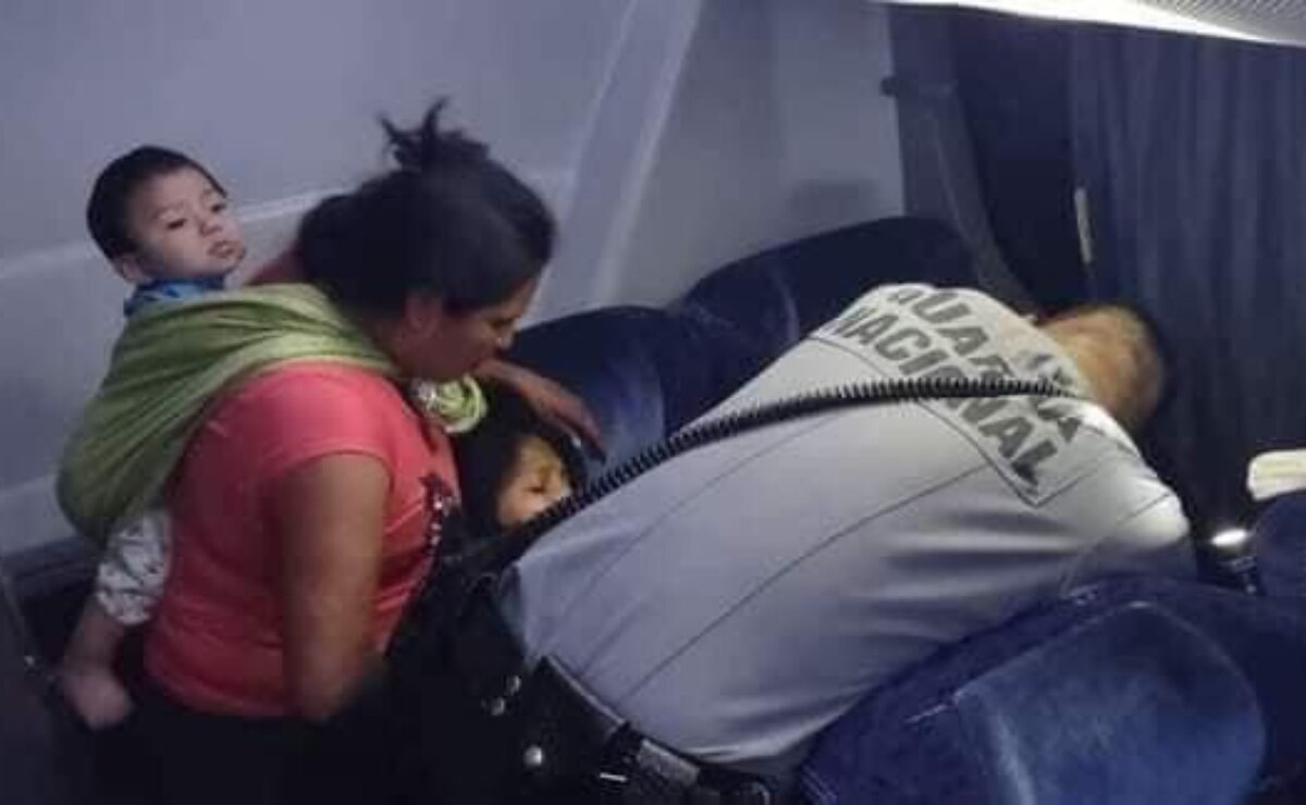 Potosina dio a luz en autobús; elemento de la Guardia Nacional la auxilió