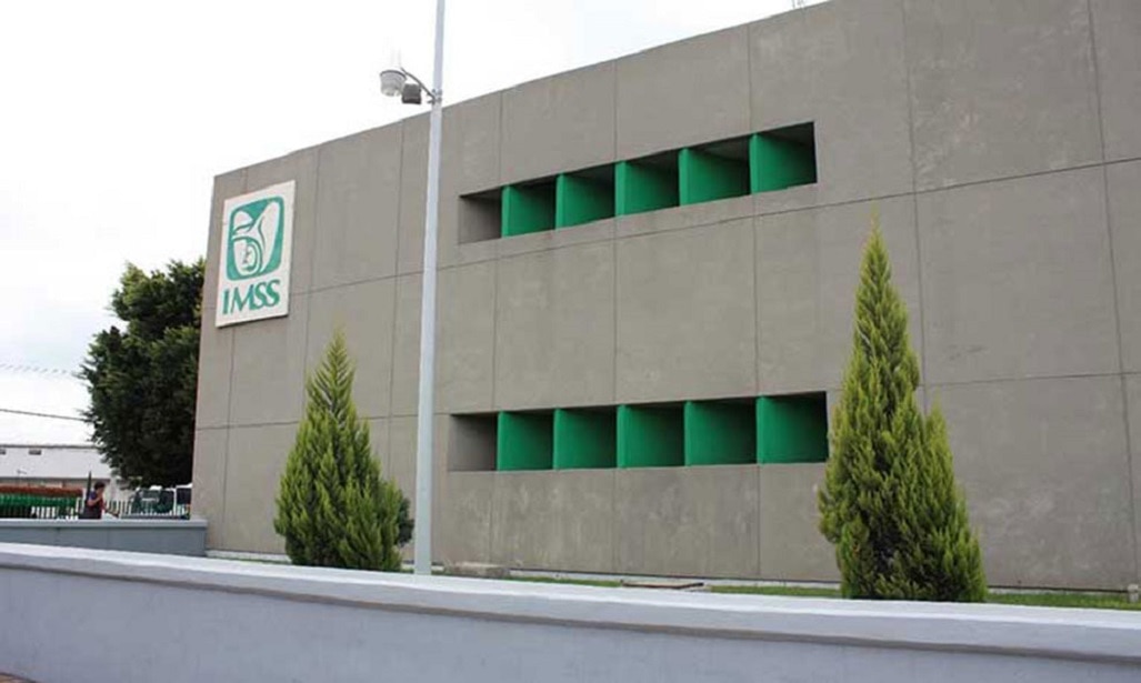 Contrataría IMSS 180 médicos para SLP