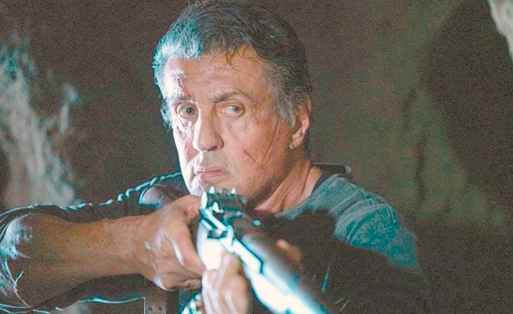 Rambo deja la guerra y lucha contra la trata