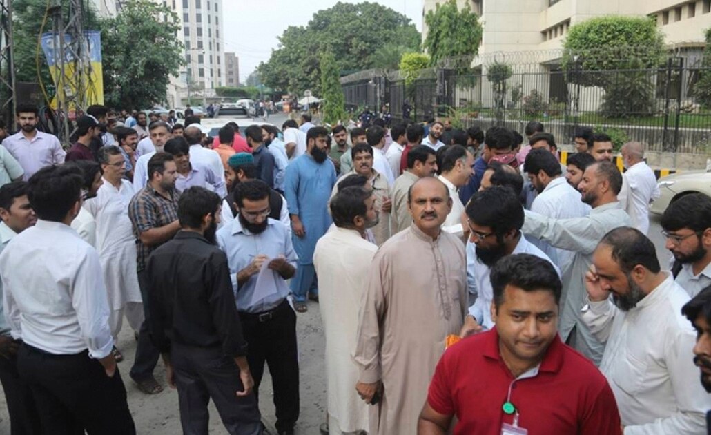 Sismo de magnitud 5.8 en Pakistán deja cuatro muertos y 76 heridos