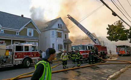 Al menos 23 edificios afectados por explosiones de gas en EU; reportan heridos