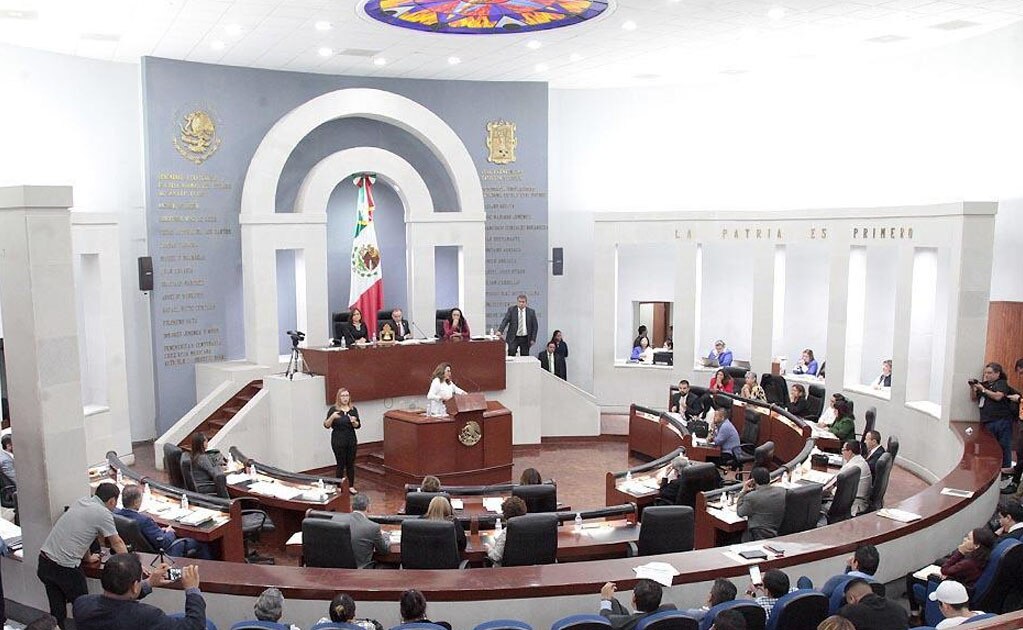 Diputados reprochan que acuerdos políticos se paguen con el erario
