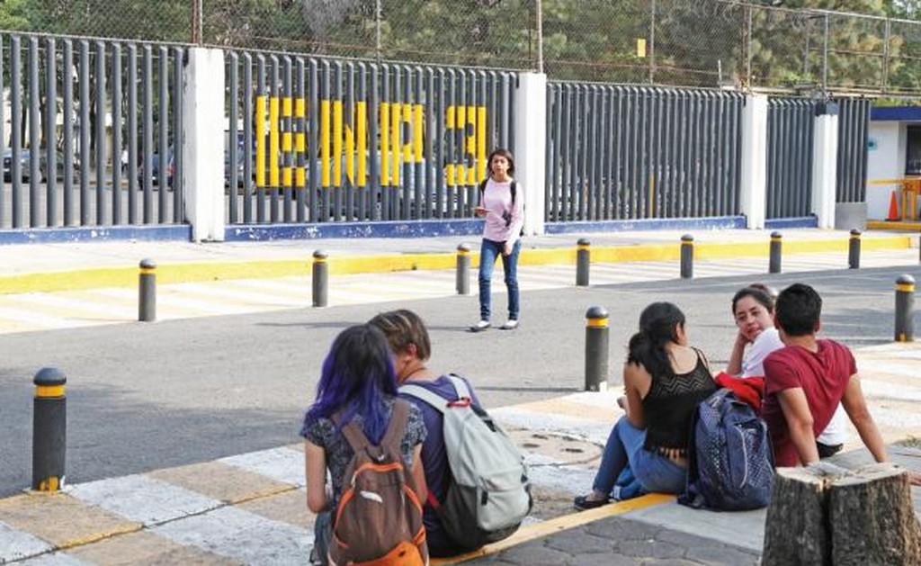 Alerta por suicidio de alumnas de Prepa 3