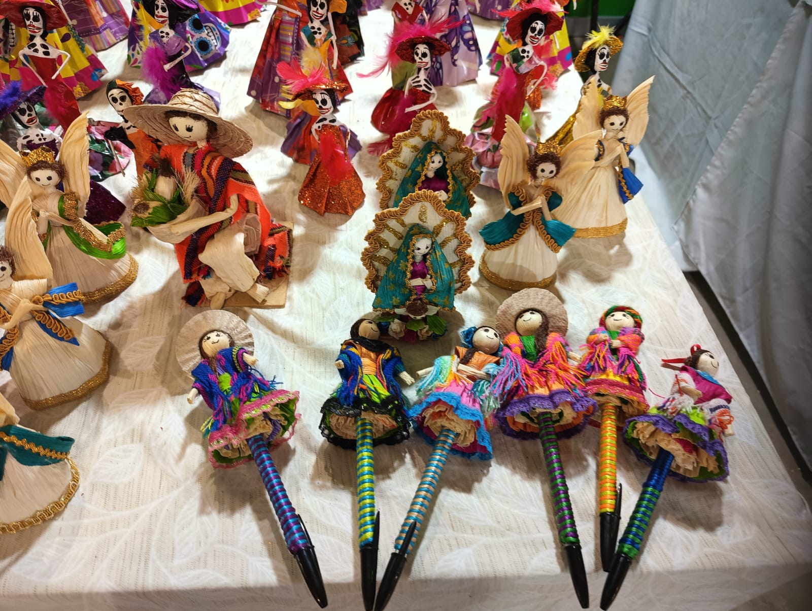 Las piezas se elaboran con hoja de maíz