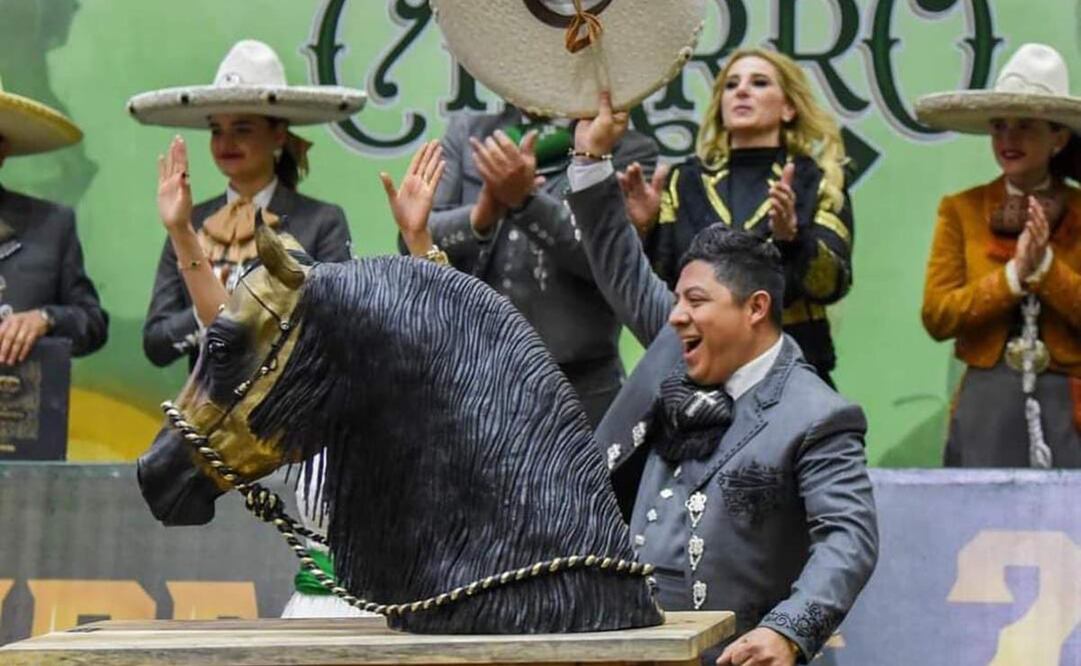Gallardo desea tener “salud” para recorrer los municipios y hacer 180 posadas en SLP. Foto: Especial