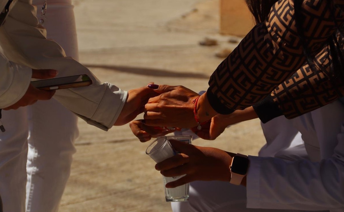 Con veladoras, flores y lágrimas, despiden a Jorge; estudiante de la UASLP asesinado durante robo