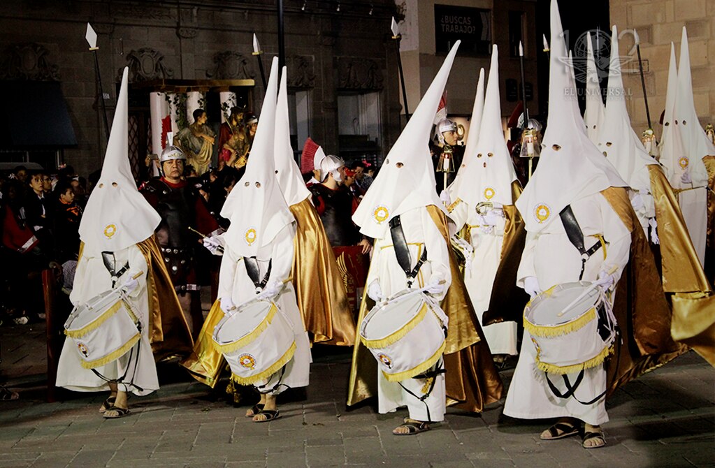 Desde 50 hasta 250 pesos costo de sillas para admirar la Procesión del Silencio en SLP 