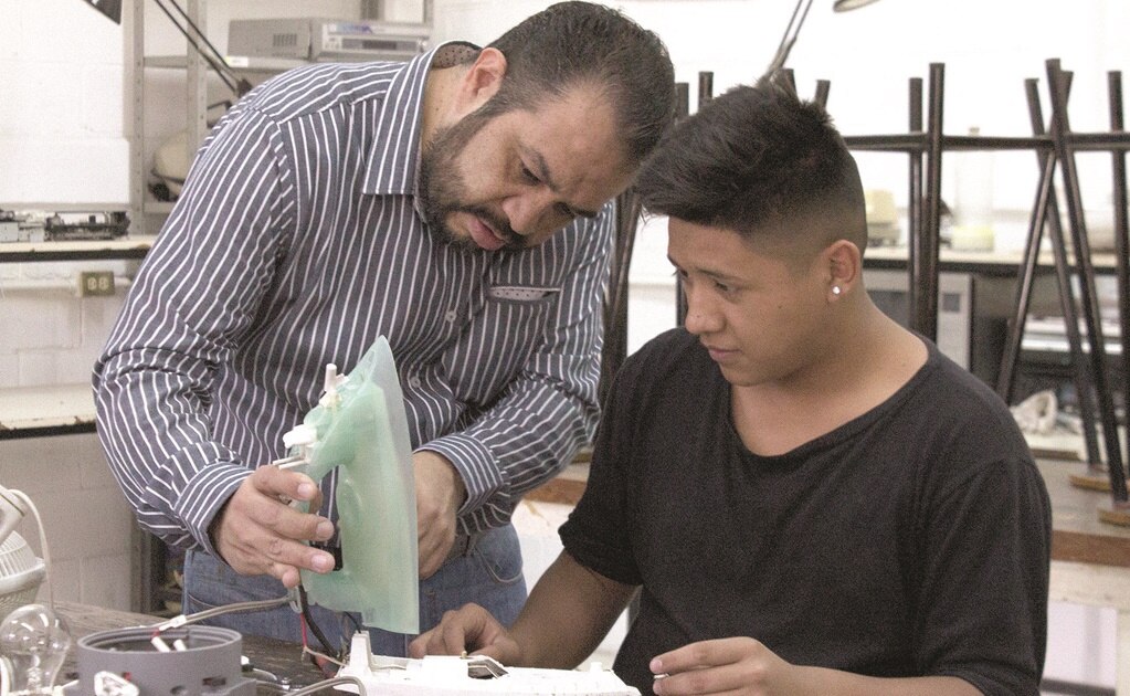 15 empresas interesadas en programa "Jóvenes Construyendo el Futuro" 