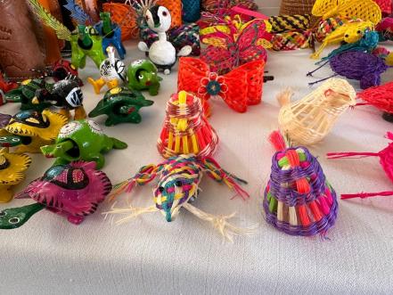 Juguetes artesanales, los preferidos de los paisanos que regresan a EU tras visitar su natal SLP