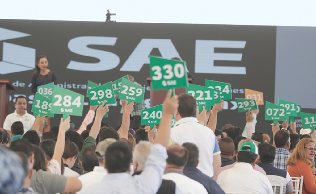 Subasta de vehículos oficiales no alcanza la meta