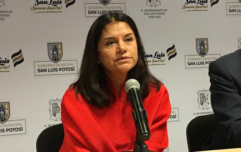 Ordenamiento del ambulantaje continuará, advierte Rocío Zavala