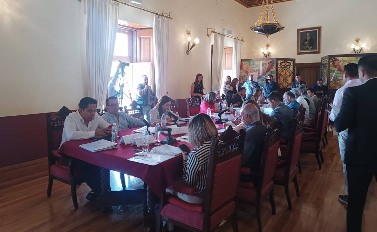 Incrementan salario de trabajadores municipales de San Luis