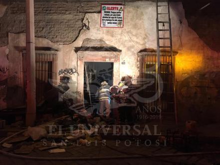 Se incendia finca en calle Guillermo Prieto