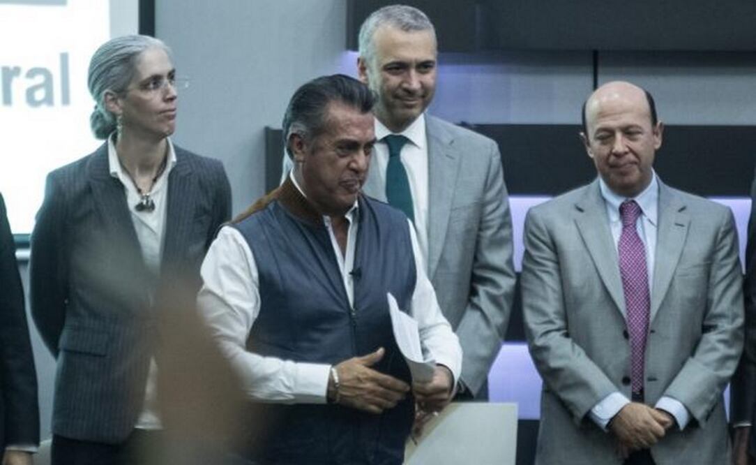 Jaime Rodríguez Calderón durante la solicitud de su registro en el INE. Foto: Archivo/Germán Espinosa EL UNIVERSAL