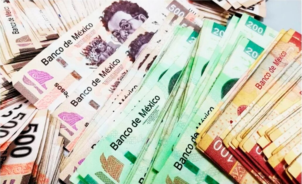 Aumentan salario mínimo 20%; llega a 123.22 pesos diarios