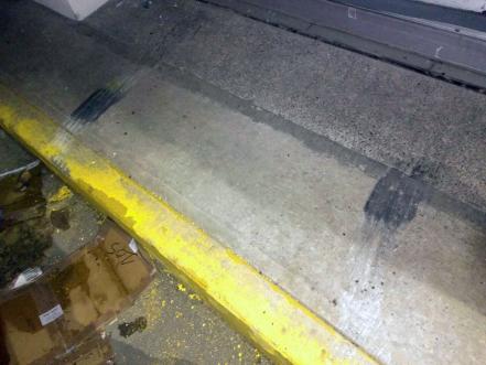 Intentan robar motonetas en Periférico