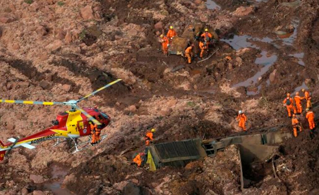 Brasil: imágenes de la rotura de un dique que deja al menos 9 muertos y 400 desaparecidos