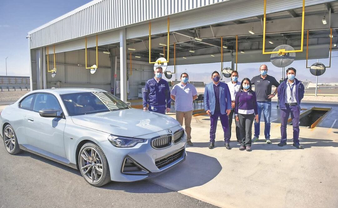El gobernador Ricardo Gallardo Cardona se reunió con representantes y ejecutivos de BMW Group Planta SLP, liderados por Harald Gottsche. Foto: Especial