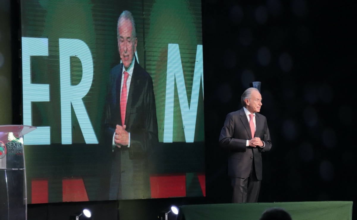 Al estilo TedXTalk, Carreras López da mensaje a potosinos en el Centro de Convenciones