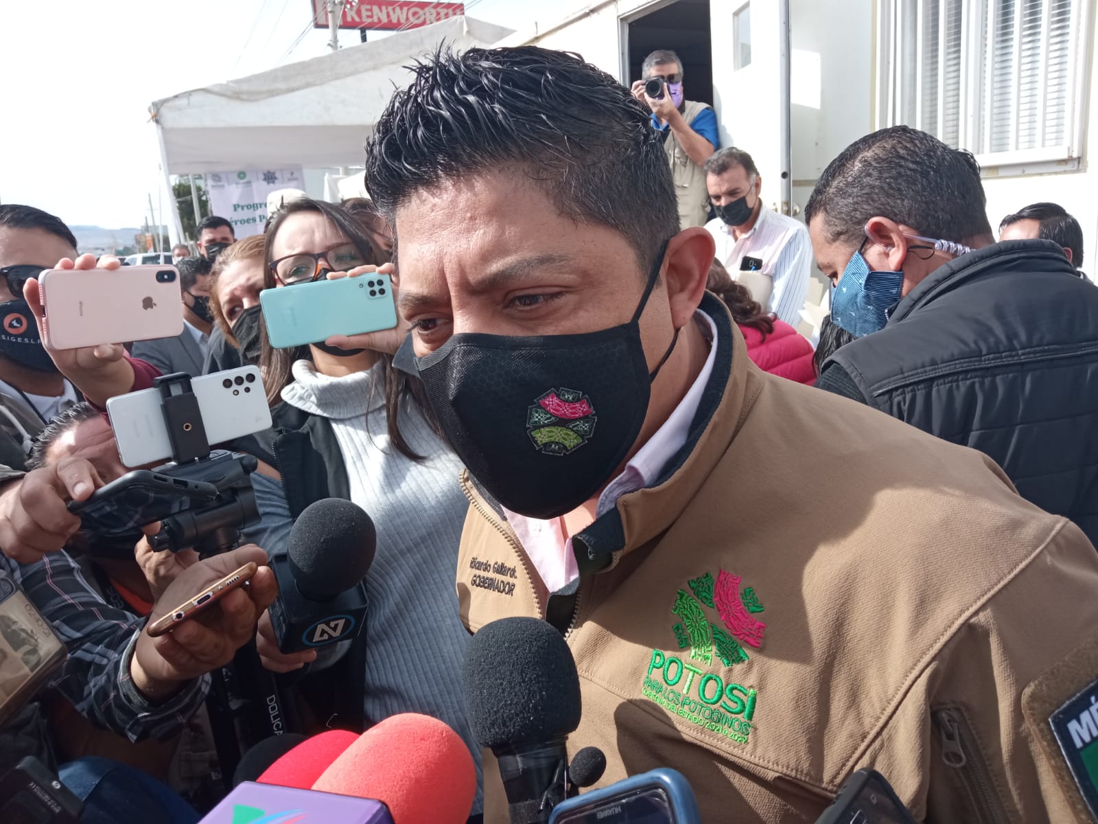 Burocracia recibía por lo menos 18 bonos adicionales a su salario denuncia Ricardo Gallardo