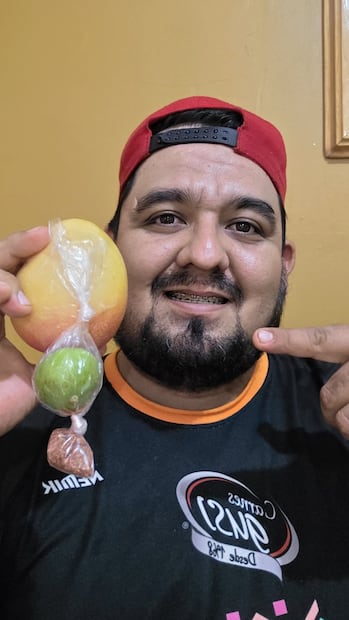 El potosino que se volvió tendencia por su acción atruista. Foto: Profe Curro R