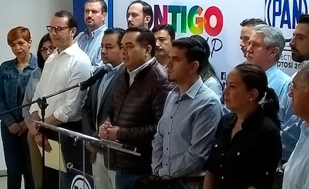 "Frente por San Luis", al margen de Gallardo Cardona