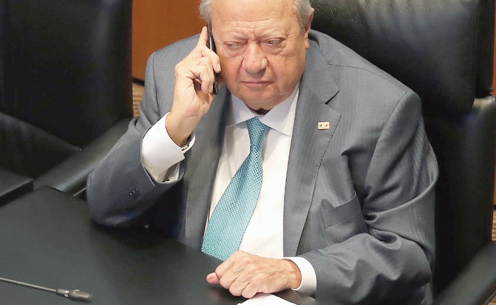 No hay orden de aprehensión contra Deschamps, juez quita suspensión para evitar captura