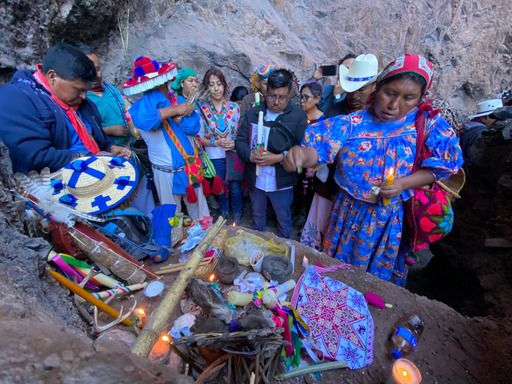 Lugar sagrado de Te´ekata, ubicado en la comunidad de Santa Catarina Cuexcomatitlán, municipio de Mezquitic. Foto: www.gob.mx