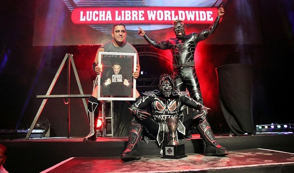 La Parka Negra se llevó la Copa Perros del Mal en el Domo de SLP